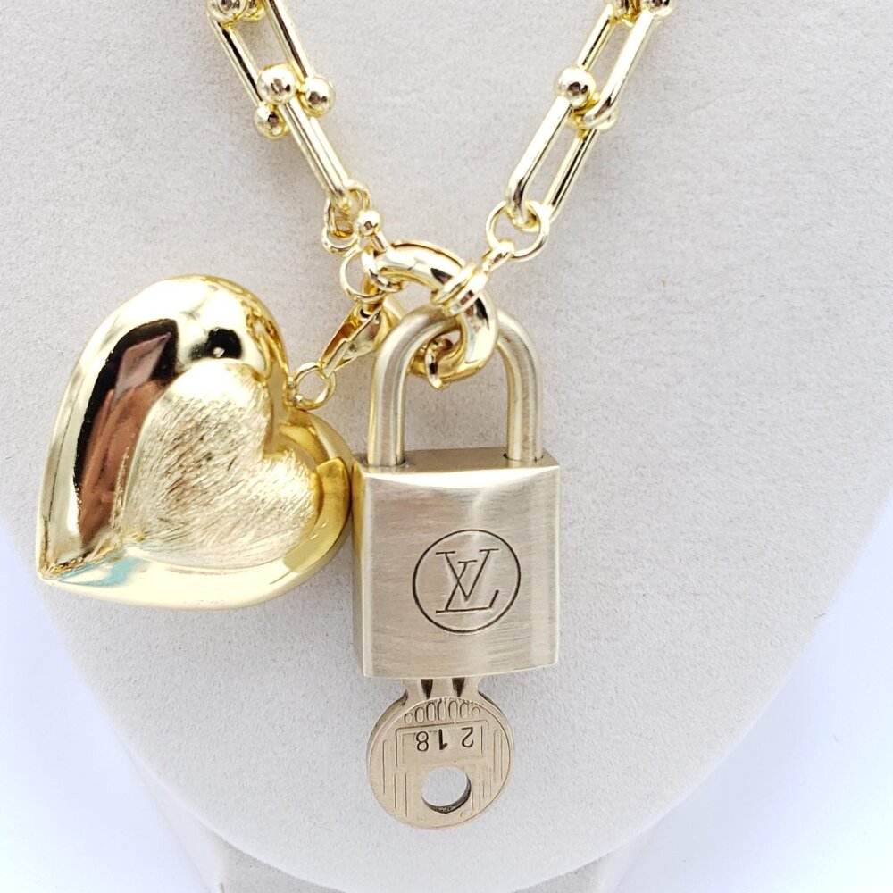 Authentic Louis Vuitton Gold Padlock with Unbranded 18k Gold Plated Necklace - Picture 6 of 10